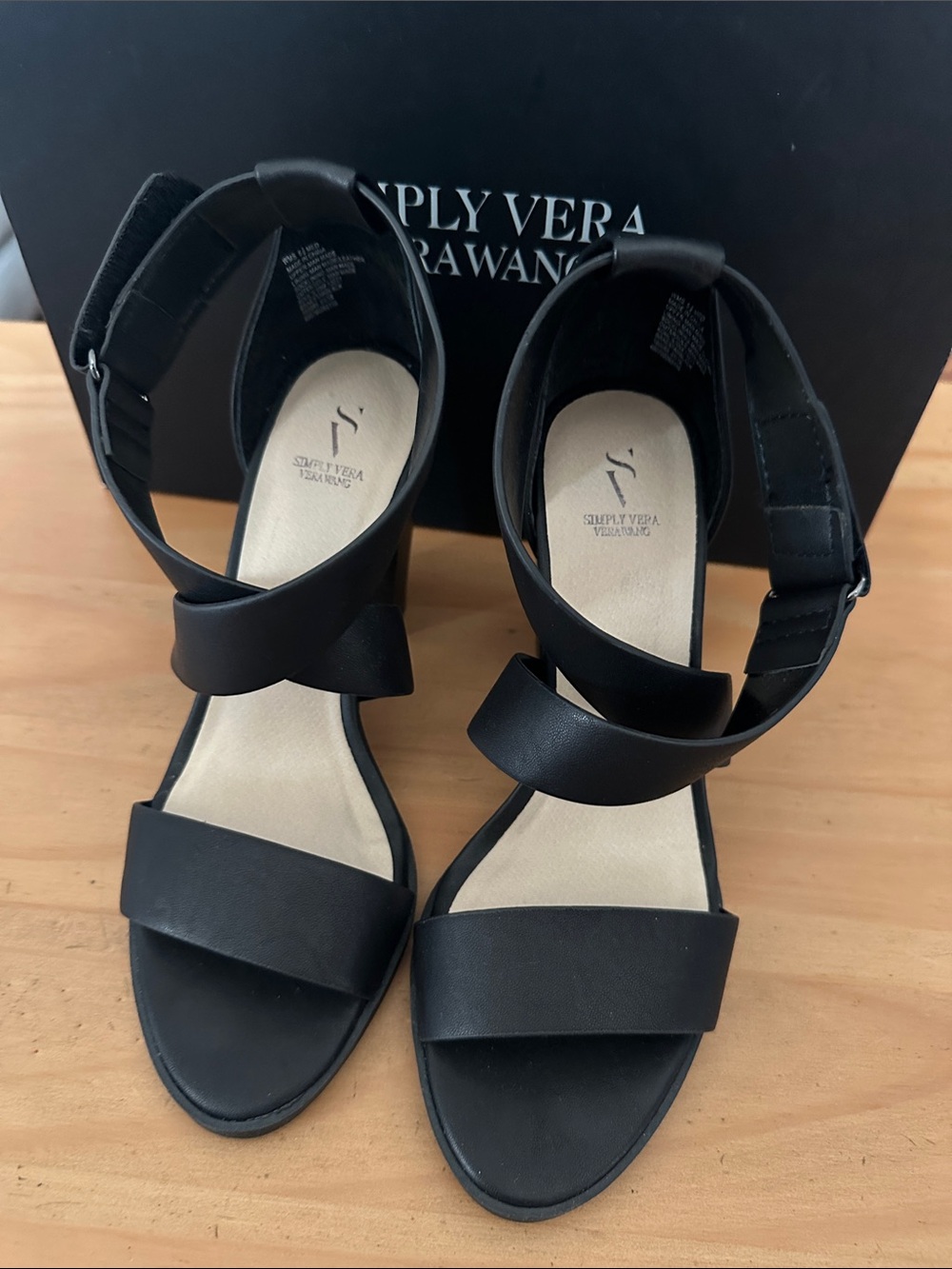 Simply Vera Vera Wang Black Crisscross Block Heel Sandals